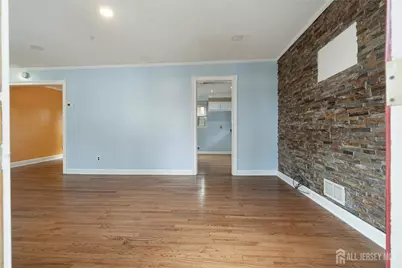 212 E Louis Place E, Iselin, NJ 08830 - Photo 4