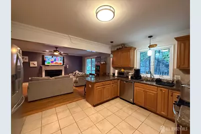 531 Harris Avenue, Middlesex, NJ 08846 - Photo 2