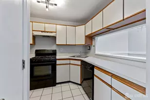 364 McDowell Dr, East Brunswick Township, NJ 08816 - Photo 6