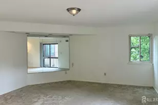 55 Smith St, Perth Amboy, NJ 08861 - Photo 2