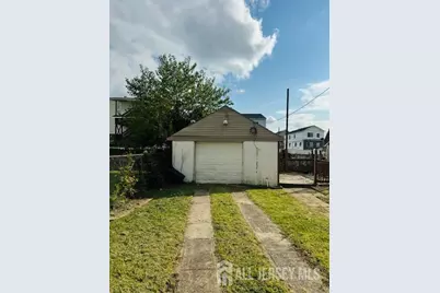97 Randolph Street, Carteret, NJ 07008 - Photo 4