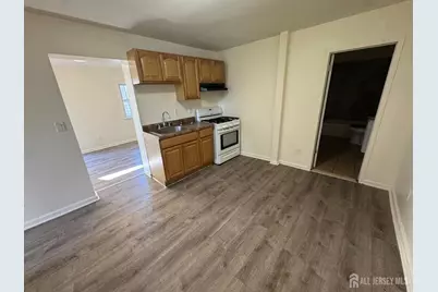 724 Cortlandt Street #6, Perth Amboy, NJ 08861 - Photo 6