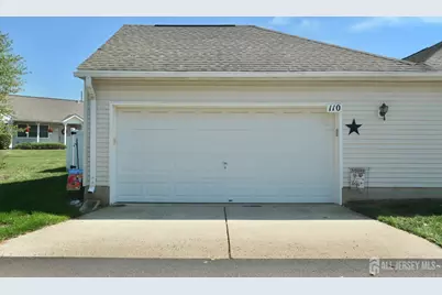 110 Waterside Boulevard, Monroe Township, NJ 08831 - Photo 8