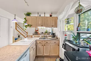 651 Fairview Ave, Piscataway Township, NJ 08854 - Photo 8