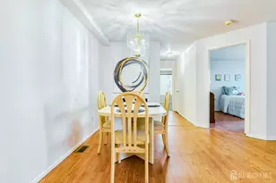 226 Bexley Ln, Piscataway Township, NJ 08854 - Photo 8