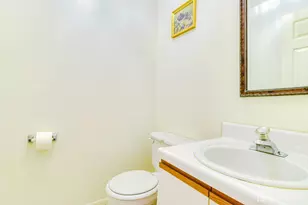 226 Bexley Ln, Piscataway Township, NJ 08854 - Photo 12