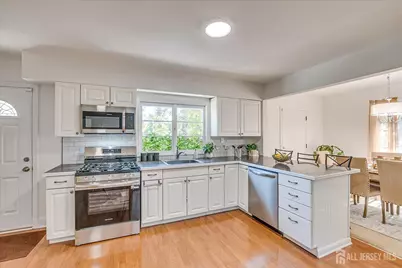 497 Easton Avenue, Franklin Township, NJ 08873 - Photo 18
