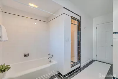 497 Easton Avenue, Franklin Township, NJ 08873 - Photo 26