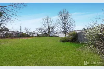 86 Hillside Ave Avenue, South River, NJ 08882 - Photo 4