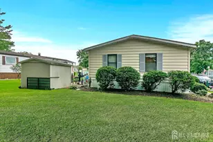 139 Village Dr W, Spotswood, NJ 08884 - Photo 2