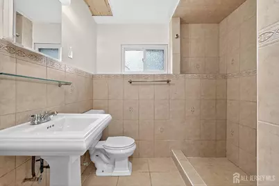 124 Cindy Court, Middlesex, NJ 08846 - Photo 22