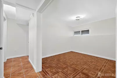 124 Cindy Court, Middlesex, NJ 08846 - Photo 18