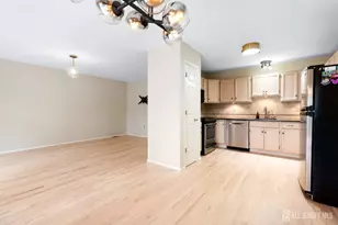 18 Parkside Dr, Jamesburg, NJ 08831 - Photo 6