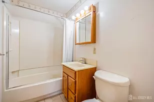 4 Clayton Ct, East Brunswick Township, NJ 08816 - Photo 8