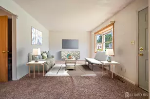 4 Clayton Ct, East Brunswick Township, NJ 08816 - Photo 2