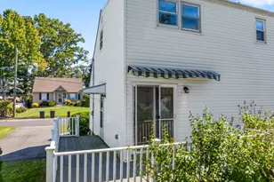 4 Clayton Ct, East Brunswick Township, NJ 08816 - Photo 12