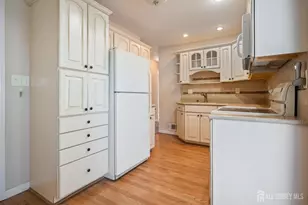 4 Clayton Ct, East Brunswick Township, NJ 08816 - Photo 6