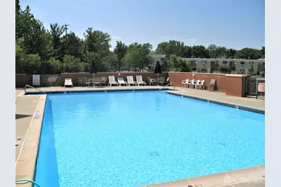 13 Lake Avenue #6B, East Brunswick Township, NJ 08816 - Photo 12