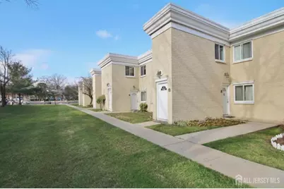 13 Lake Avenue #6B, East Brunswick Township, NJ 08816 - Photo 1