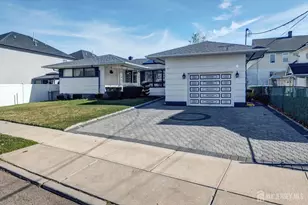 58 Hayward Ave, Carteret, NJ 07008 - Photo 2