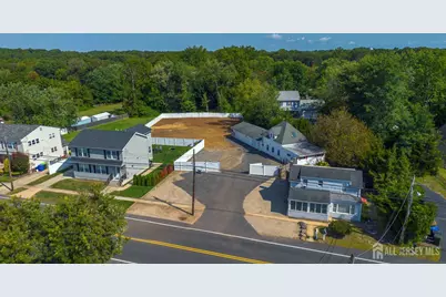 40 Amboy Road, Old Bridge Township, NJ 07747 - Photo 2