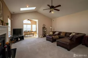 186 Valencia Dr, Monroe Township, NJ 08831 - Photo 8