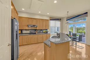 31 Crenshaw Ct, Monroe Township, NJ 08831 - Photo 14