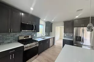 17 John St, Sayreville, NJ 08857 - Photo 8