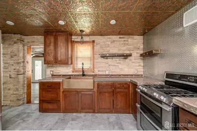 212 Echo Avenue, Edison, NJ 08837 - Photo 12