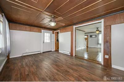212 Echo Avenue, Edison, NJ 08837 - Photo 16