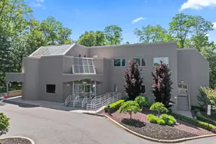561 Cranbury Rd, East Brunswick Township, NJ 08816 - Photo 1