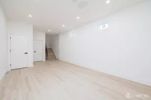 21 Heathcote Ave, Edison, NJ 08817 - Photo 22