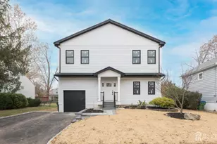 21 Heathcote Ave, Edison, NJ 08817 - Photo 2