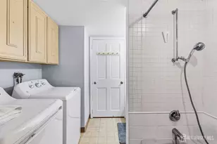 18 Rossmoor Dr, Monroe Township, NJ 08831 - Photo 16