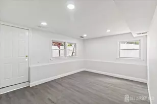 376 New Brunswick Ave, East Brunswick Township, NJ 08816 - Photo 20