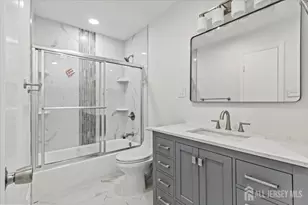 376 New Brunswick Ave, East Brunswick Township, NJ 08816 - Photo 18