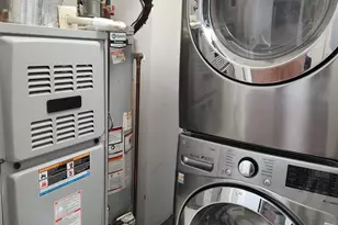 1431 Waterford Dr, Edison, NJ 08817 - Photo 4