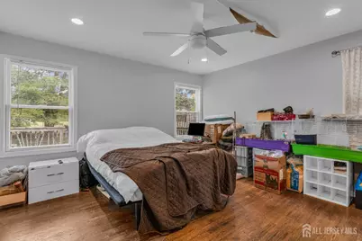 25 Eileen Way, Edison, NJ 08837 - Photo 16