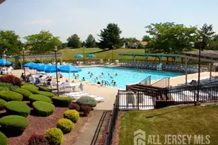 35 Edinburgh Dr, Monroe Township, NJ 08831 - Photo 32