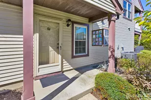 35 Edinburgh Dr, Monroe Township, NJ 08831 - Photo 4