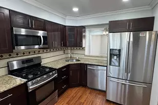 121 Dunham Ave, Edison, NJ 08817 - Photo 1