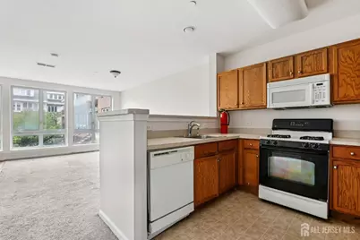 368 Rector Street #421, Perth Amboy, NJ 08861 - Photo 16