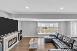 17 Thomas Rd, East Brunswick Township, NJ 08816 - Photo 8