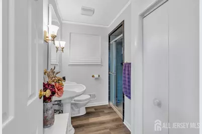 17 Thomas Road, East Brunswick Township, NJ 08816 - Photo 22