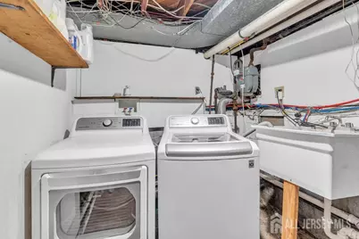 17 Thomas Road, East Brunswick Township, NJ 08816 - Photo 24