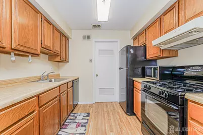 33 Foxtail Lane, South Brunswick Township, NJ 08852 - Photo 4