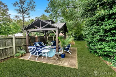 65 Green Street, Woodbridge Township, NJ 07095 - Photo 22