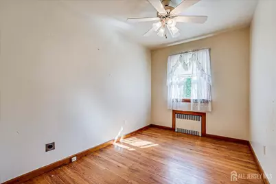 92 Lake View Boulevard, Edison, NJ 08817 - Photo 22