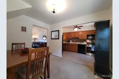 31 York Drive #3A, Edison, NJ 08817 - Photo 8