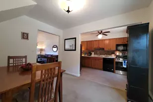 31 York Dr, Edison, NJ 08817 - Photo 8